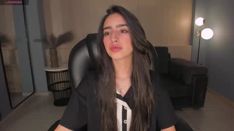 Larisa Smirnov online show from 09.15.25