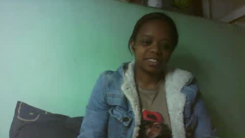 larissa645771 online show from 12.22.25