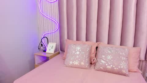 Valentina online show from 10.20.25