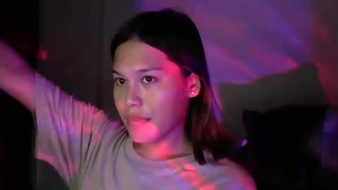 larissah99 online show from 12.14.24