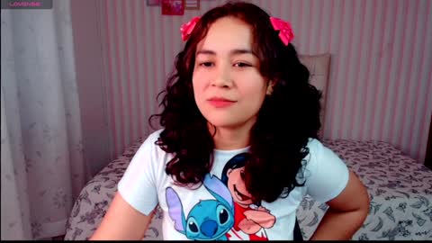 Snapshot of larissalove_doll chatting on 01.31.25 Larissas online show from 01.31.25