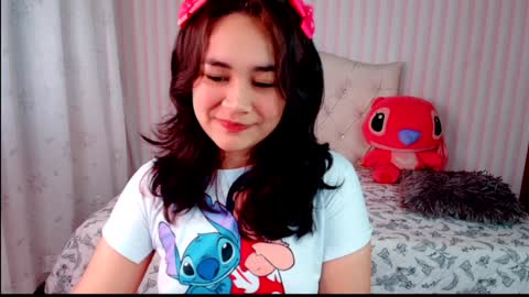 Snapshot of larissalove_doll chatting on 02.03.25 Larissas online show from 02.03.25