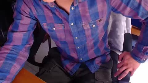 Larry online show from 02.11.26