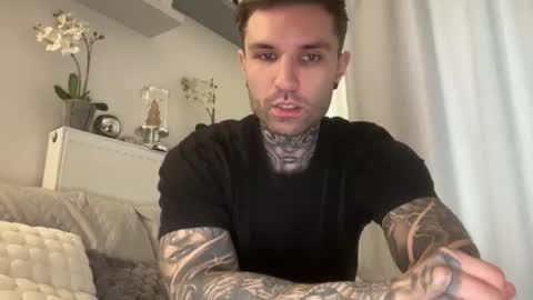 larsskeet online show from 12.18.25