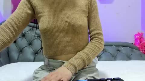 Snapshot of laskhmi_ chatting on 02.12.26 Tania online show from 02.12.26