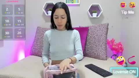 Snapshot of laskhmi_ chatting on 07.10.26 Tania online show from 07.10.26