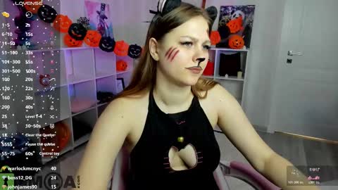 Leslie GTM2 Mon Tue Sat  0300am-1000am Thu and Sun 0900am-1600pm. online show from 10.31.25