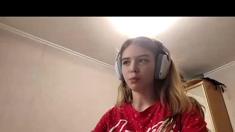 Linet online show from 04.07.26