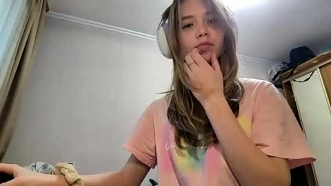 Linet online show from 04.11.26