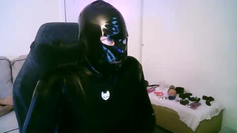 latexminheadroom online show from 05.15.26