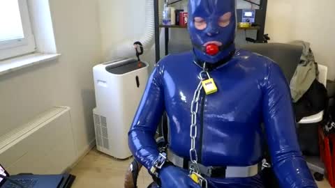 latexslaafboy online show from 10.16.25
