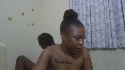 Snapshot of latifah280594 chatting on 03.28.26 latifah online show from 03.28.26