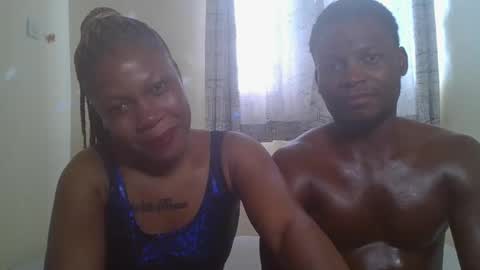 Snapshot of latifah280594 chatting on 04.01.26 latifah online show from 04.01.26