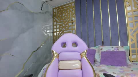 Snapshot of latin_ashley_ chatting on 01.31.25 Valeria online show from 01.31.25