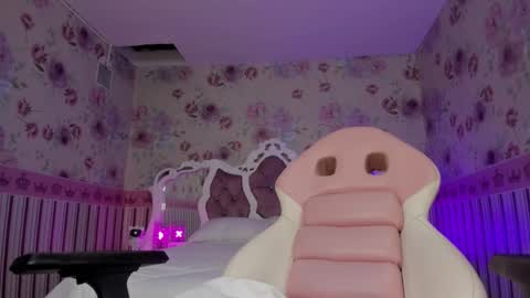 Snapshot of latin_ashley_ chatting on 02.16.25 Valeria online show from 02.16.25