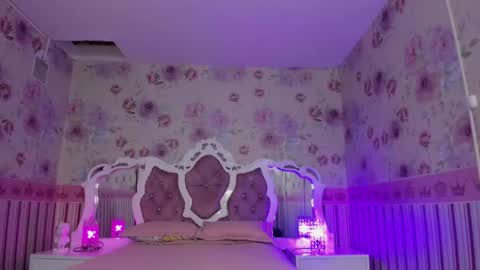 Snapshot of latin_ashley_ chatting on 02.28.25 Valeria online show from 02.28.25