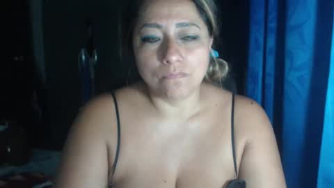 latin_big_boobs online show from 09.28.25