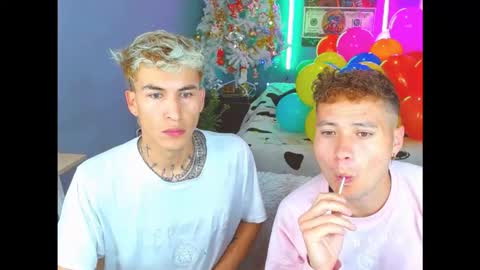 latin_boysxxx_ online show from 11.14.25