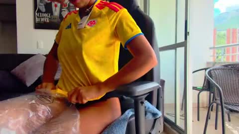 Snapshot of latin_couple77 chatting on 06.17.26 Sara y Andy online show from 06.17.26