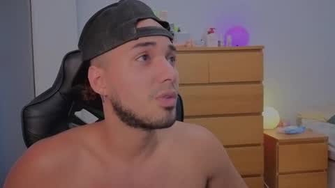  Free OF online show from 09.30.25