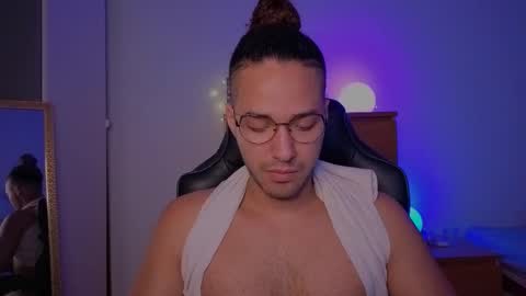  Free OF online show from 11.24.25