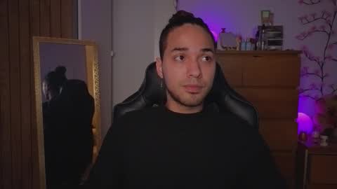 Snapshot of latin_luxury_i chatting on 02.20.26 Free OF online show from 02.20.26