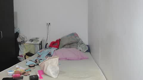 Snapshot of latin_meg chatting on 12.03.24 M E G A N online show from 12.03.24