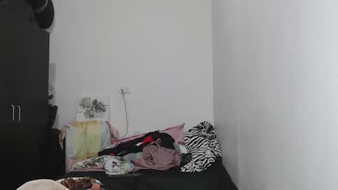 Snapshot of latin_meg chatting on 12.18.24 M E G A N online show from 12.18.24