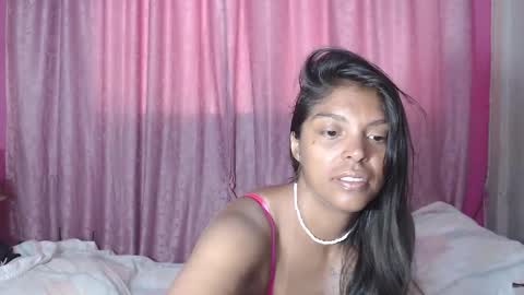 Snapshot of latin_meg chatting on 10.21.25 M E G A N online show from 10.21.25