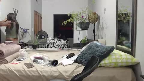 Snapshot of latin_meg chatting on 12.02.25 M E G A N online show from 12.02.25