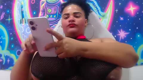 latina_bigboos12 online show from 07.19.26