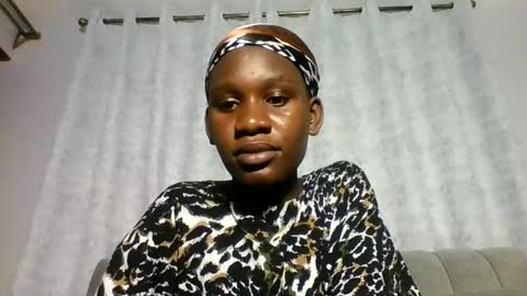 Latina online show from 04.10.26