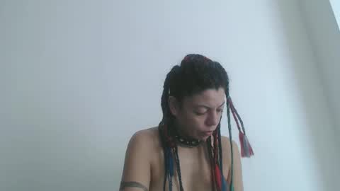 Latinacoka online show from 11.07.25