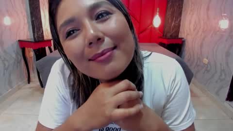 Snapshot of latinaholequeen chatting on 11.20.25 EMMA online show from 11.20.25