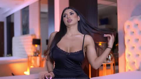 Latina online show from 05.14.26