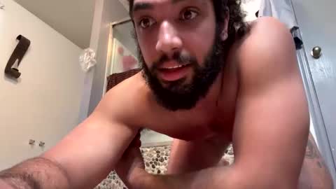 latinlover199518 online show from 10.30.25