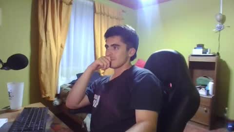 Snapshot of latinn_babe chatting on 02.06.25 latinn_babe online show from 02.06.25