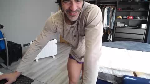 sam online show from 11.28.25