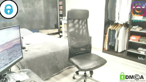 Snapshot of latino23bom chatting on 03.28.26 sam online show from 03.28.26