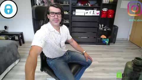 Snapshot of latino23bom chatting on 04.12.26 sam online show from 04.12.26