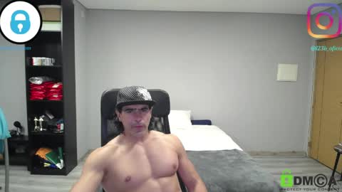 Snapshot of latino23bom chatting on 04.15.26 sam online show from 04.15.26