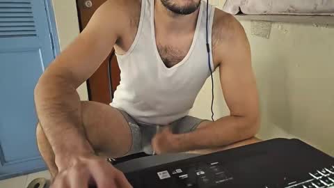 latino_369 online show from 10.16.25