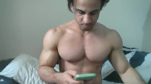 Snapshot of latino_rodri chatting on 05.08.26 latino_rodri online show from 05.08.26