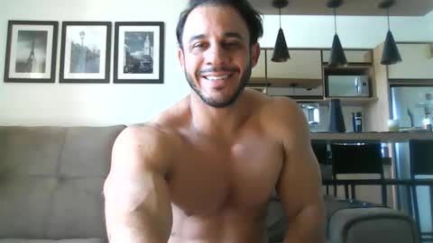 Snapshot of latino_rodri chatting on 06.10.26 latino_rodri online show from 06.10.26
