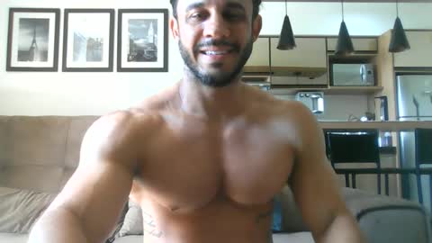 Snapshot of latino_rodri chatting on 06.16.26 latino_rodri online show from 06.16.26