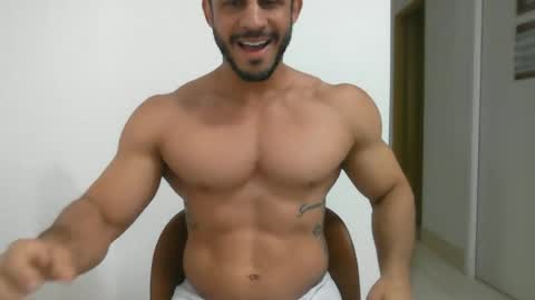 Snapshot of latino_rodri chatting on 06.17.26 latino_rodri online show from 06.17.26