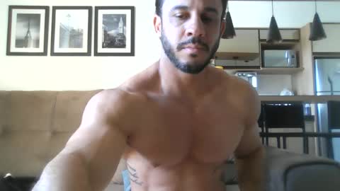 Snapshot of latino_rodri chatting on 06.18.26 latino_rodri online show from 06.18.26