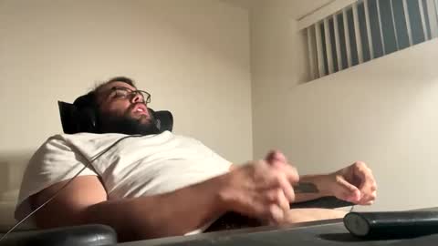 call me papi -- follow my twitter latinoc30 online show from 01.17.25