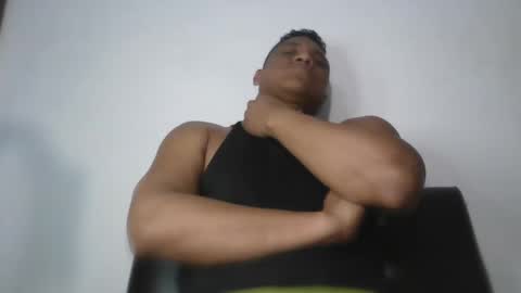 latinrayf online show from 10.31.25