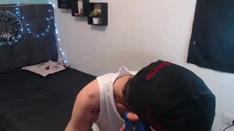 Snapshot of latins_boys_20 chatting on 12.31.24 NICK online show from 12.31.24